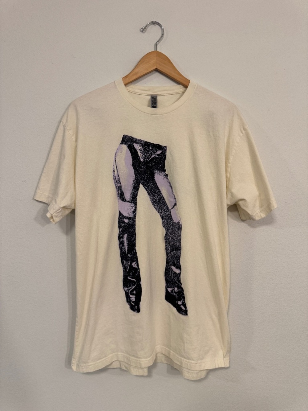 Iliza Shlesinger ILIZA! LIVE 2025 Tour T-Shirt Ivory Size L